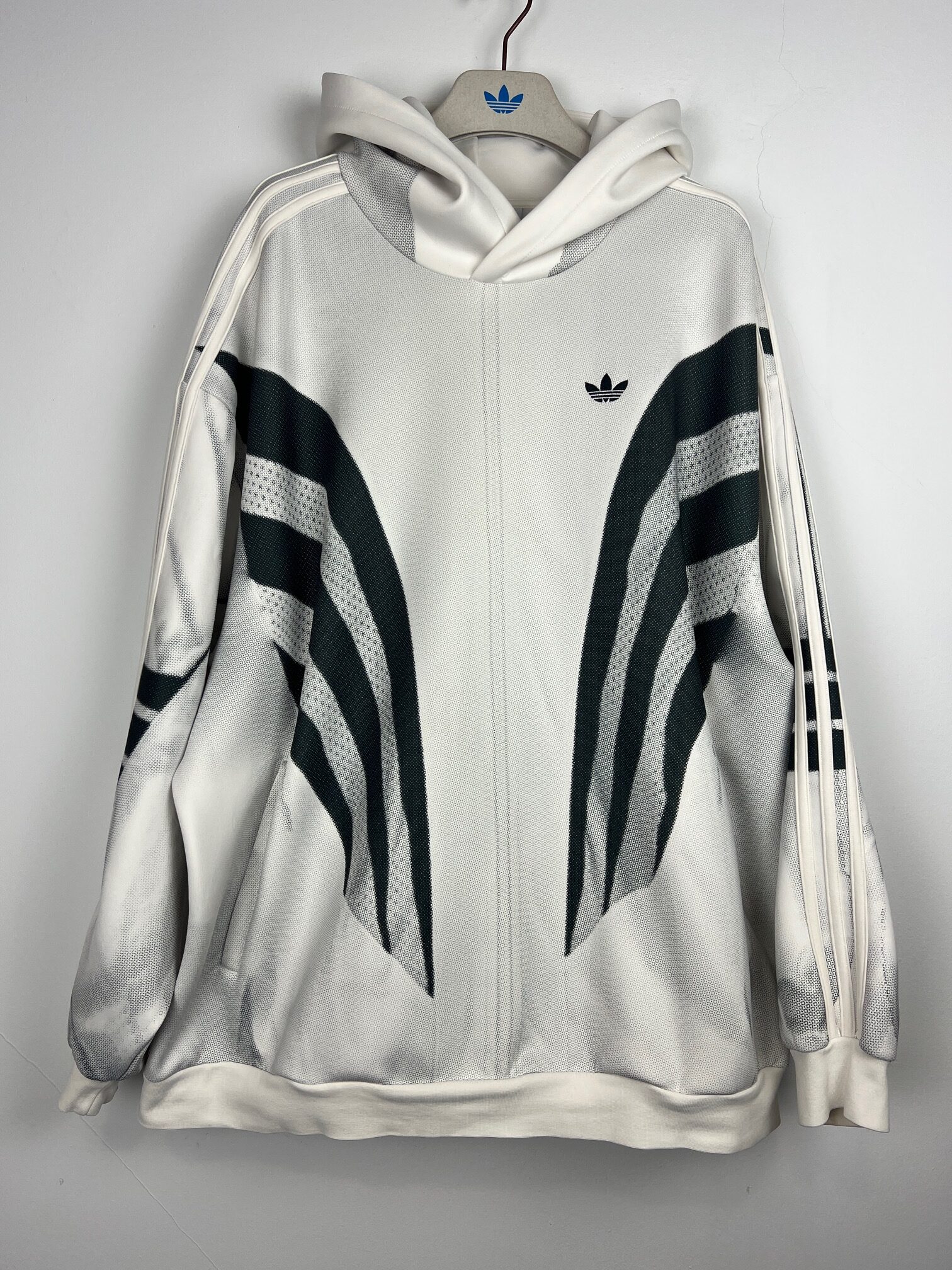IMG_8686 (1) Bluza męska piankowa Adidas Originals z kapturem oversize XL - obrazek 1